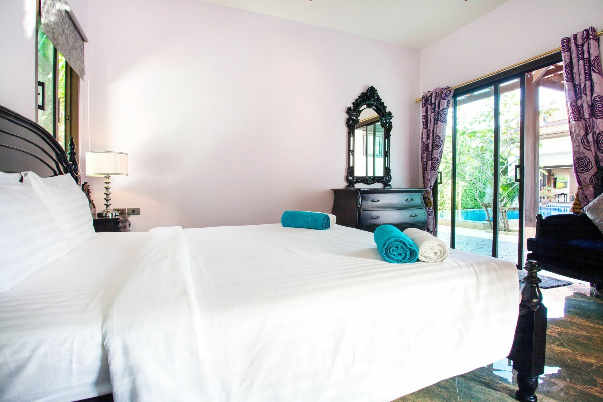 Jewels Villas Phuket Strand Surin Exterior foto